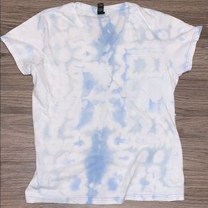 Reverse tie dye shirt style 3
